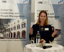 PD Dr. Silke Weisweiler beim Vortrag